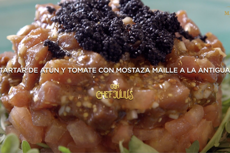 Tartar de atún y tomate con Mostaza Maille a la Antigua en formato squeeze